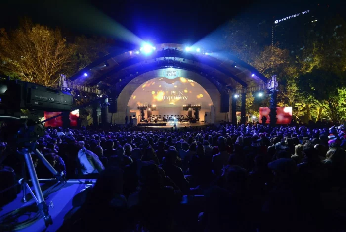 Golden Symphony per Ferrero Christmas in Mexico City