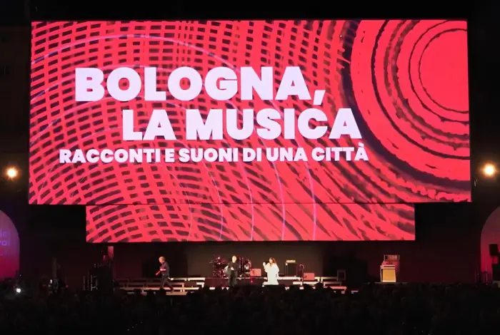Bologna, la musica Un grande evento sul palco più importante della città